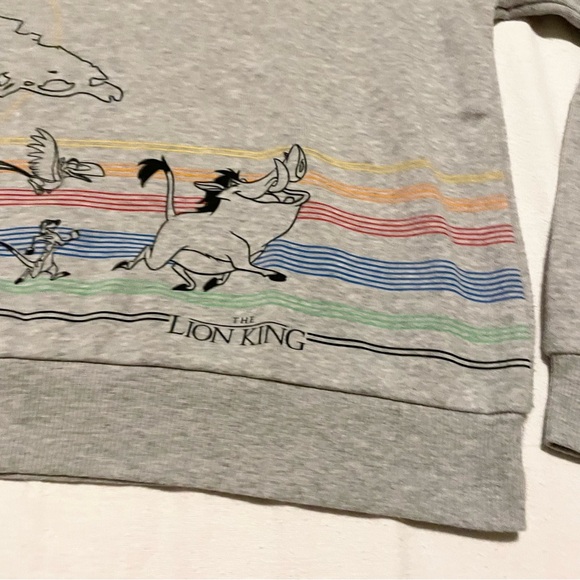 Disney Lion King Sweatshirt Graphic Outline Size Small Sweater - Picture 3 of 16